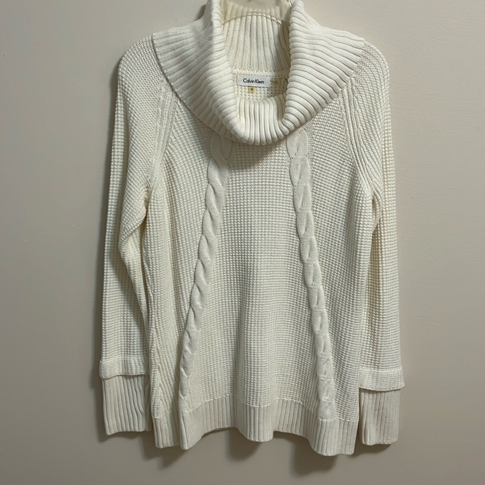 Calvin Klein sweater white off white cable knit chunky cowl neck winter staple M
